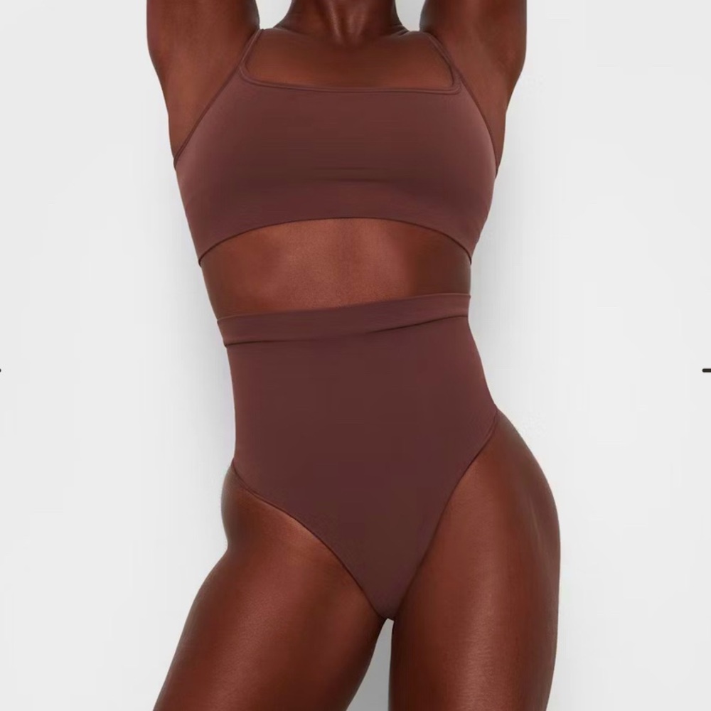 SKIMS Sculpting High Waist Thong‎ Cocoa XS/XXS | Shapewear Control Panty NWOT